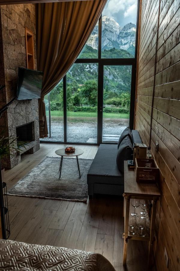 Villa Ujevara E Vogel เธทธ์ ภายนอก รูปภาพ
