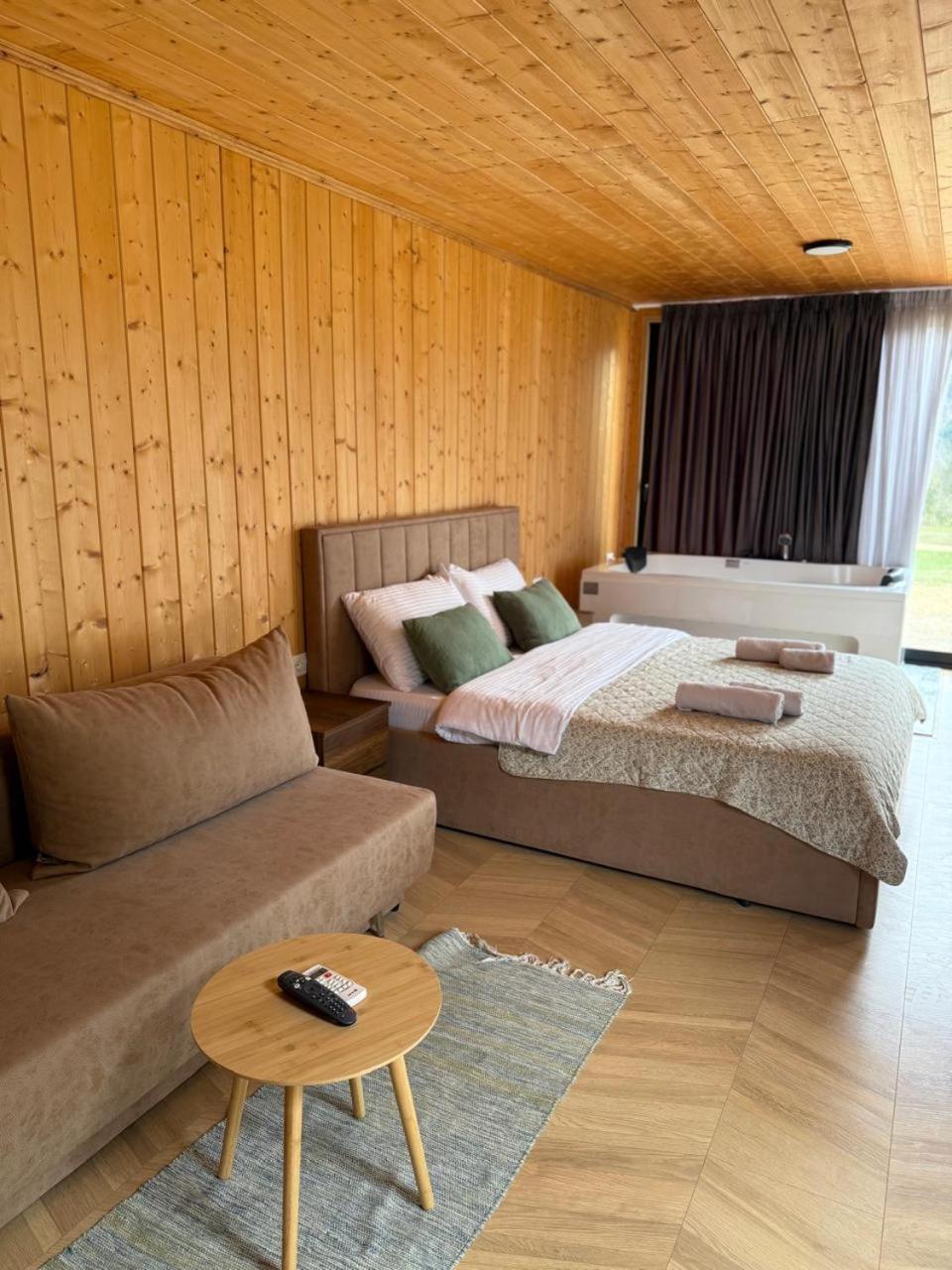 Villa Ujevara E Vogel เธทธ์ ภายนอก รูปภาพ